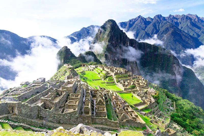 Santa Helena Turismo - Roteiro Machu Picchu-PER